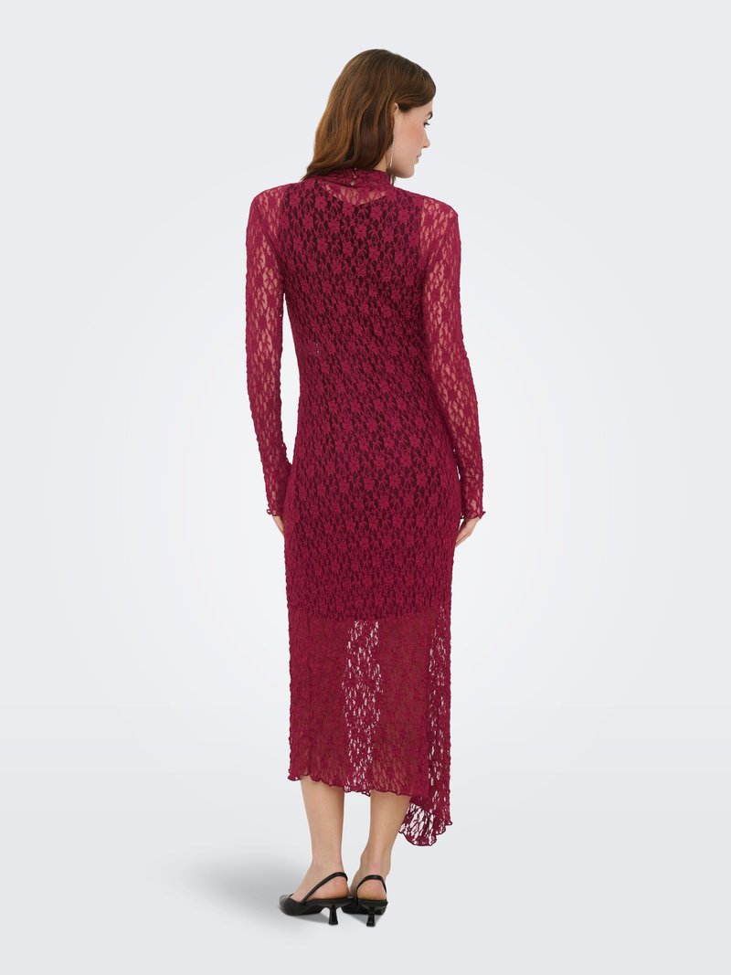 princess polly baby blue dress What Color Shoes to Wear with a Burgundy Dress & Maroon Dress Outfits
