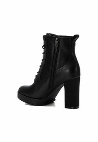 Refresh Botines bajos - black