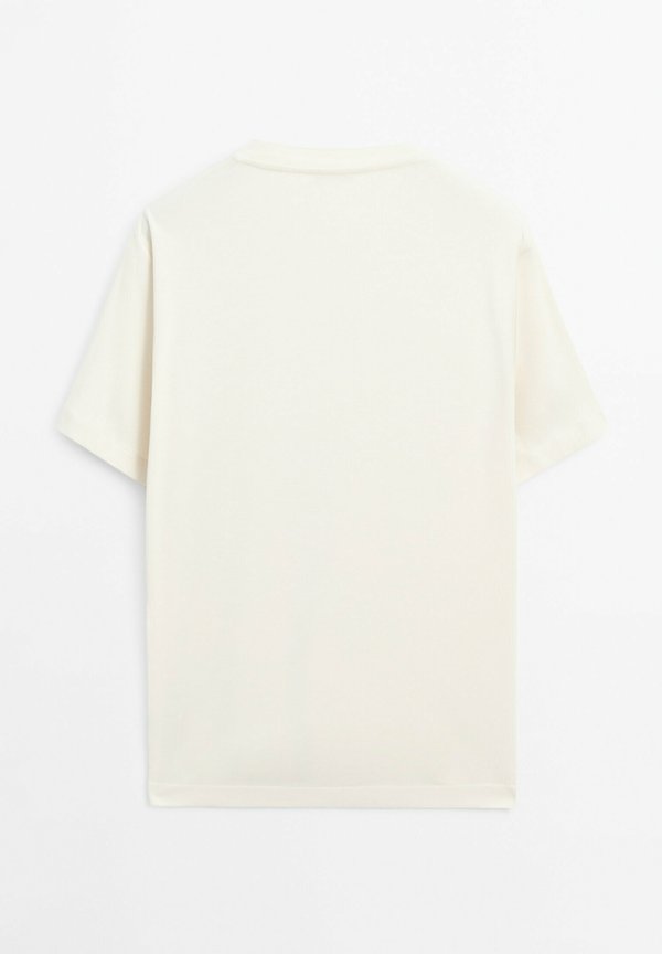 NECK DETAIL - Basic T-shirt - beige2