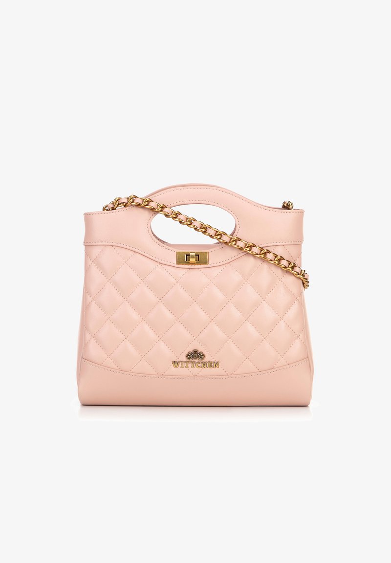 Roze gewatteerde leren handtas met een gouden kettingband, een bovenhandvat en een sluiting aan de voorkant, voorzien van een logo op de onderste voorkant.