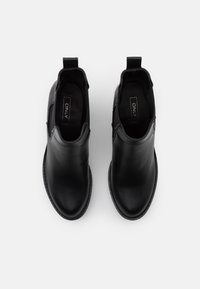 ONLY SHOES Botki na platformie