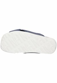 Marineblauwe sandaal met een zachte synthetische bovenkant en een gestructureerde witte rubberen zool met een profiel voor grip.