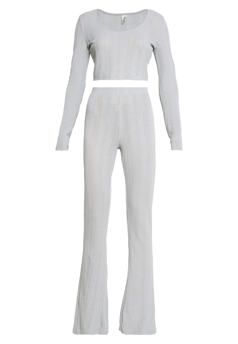 Nly by Nelly Longsleeve grijs Nly by Nelly Longsleeve grijs