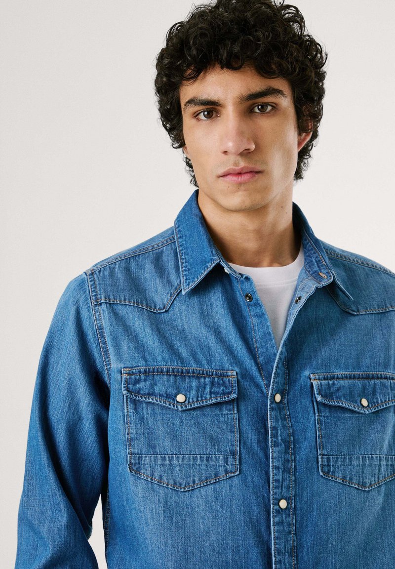 Sweat à capuche pour homme coupe régulière – Chandail à capuche en Sweat à capuche pour homme coupe régulière – Chandail à capuche en