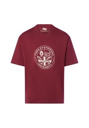 Bordeaux-rotes Baumwoll-T-Shirt mit Rundhalsausschnitt. Verfügt über eine cremefarbene kreisförmige Grafik mit der Aufschrift "Finshley & Harding University, London" und emblematischen Akzenten.
