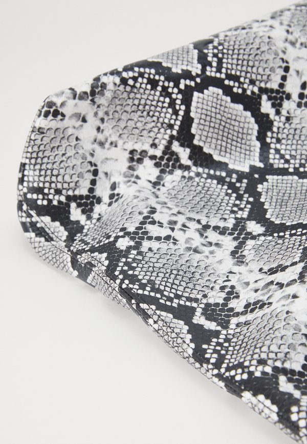 SAJENNIE TOTE BAG  - Tote bag3