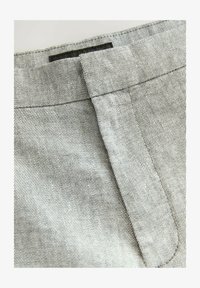 Vybráno, light grey