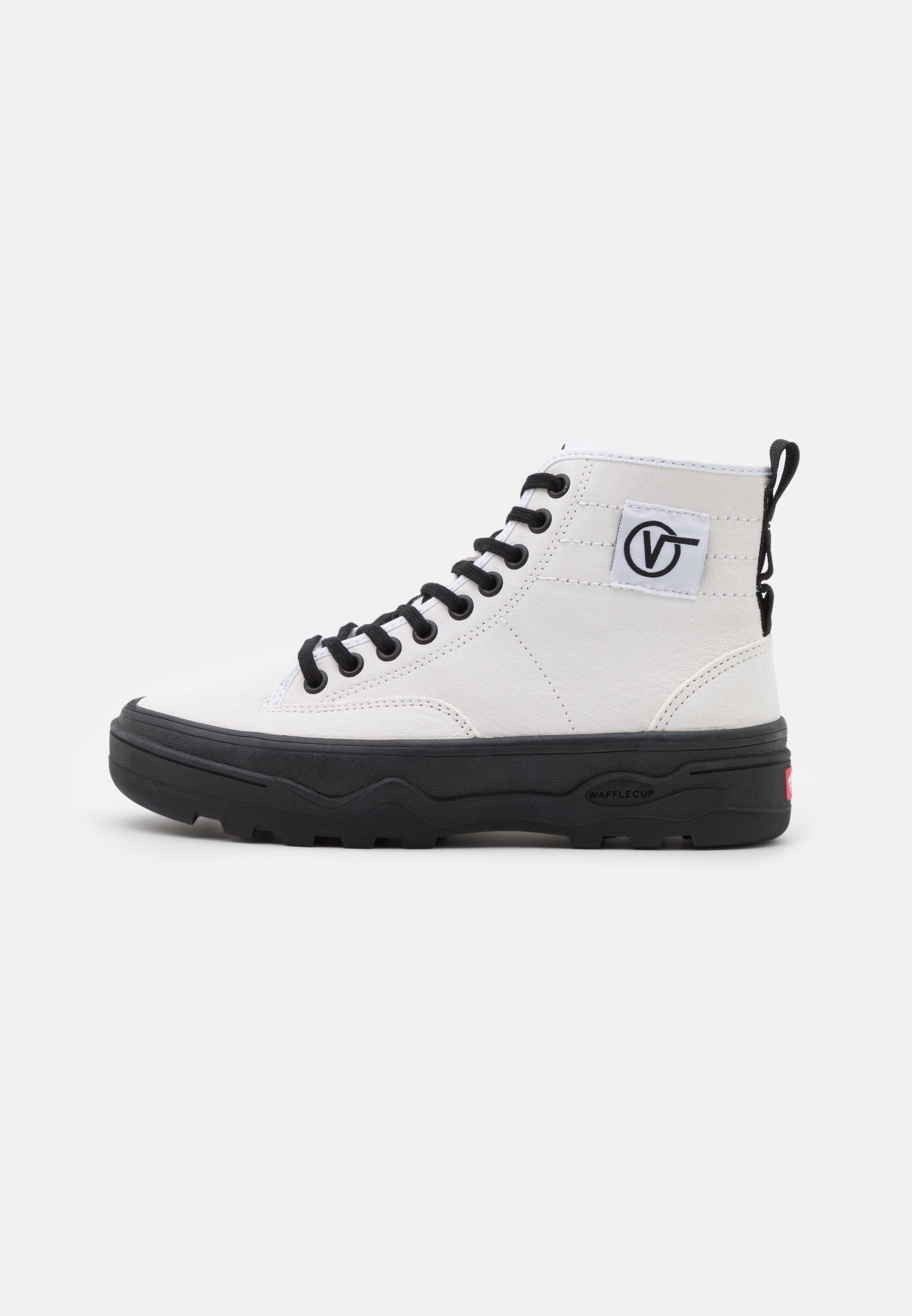 vans sentry boot