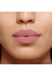 L'Oréal Paris ROUGE À LÈVRES 540 COLOR RICHE INTENSE VOLUME MATTE 2 PACK - Rouge à lèvres - le nude admirable