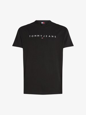 Zwart T-shirt met korte mouwen van katoen. Heeft het logo "TOMMY JEANS" in witte letters met rode en blauwe accenten boven de halslijn.