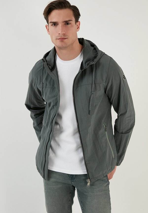 SLIM FIT - Übergangsjacke - mint