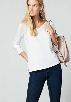 LONG SLEEVE V-NECK TOP - Top s dlouhým rukávem - white