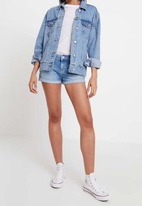 Tommy Jeans Shorts vaqueros - dark-blue denim