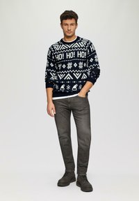 s.Oliver CHRISTMAS - Strickpullover - navy