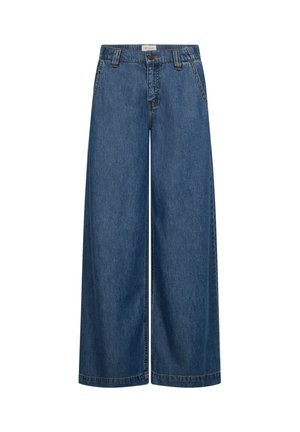 Blauwe denim jeans met wijde pijpen, hoge taille, sluiting met knopen en rits aan de voorkant, riemlussen en zijzakken op een witte achtergrond.
