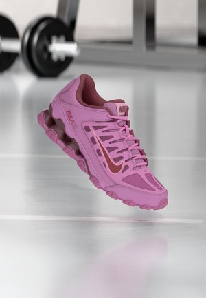 Nike Performance, REAX 8 - Zapatillas de entrenamiento - light magenta/pink smoke/pink rise