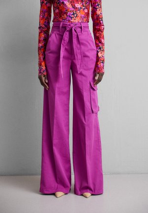 Pantalon cargo - pink