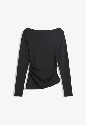 T-shirt noir à manches longues ajusté avec un col bateau et un léger fronçage sur un côté au niveau de la taille, posé à plat sur un fond blanc.
