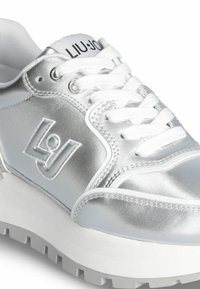 LIU JO EFFECT - Sneakers basse - silver