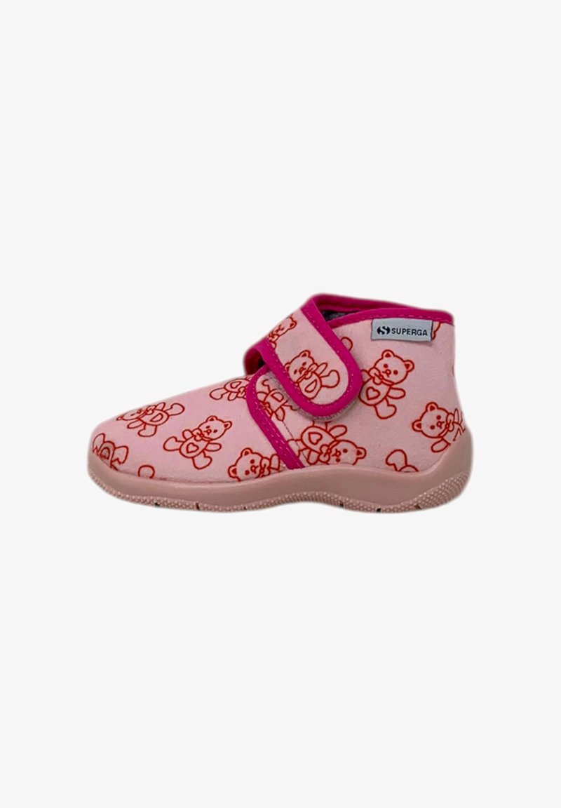 Scarpa per bambini rosa con stampa di orsacchiotto, cinturino in Velcro e suola testurizzata. Presenta una punta arrotondata e un colletto imbottito per il comfort.