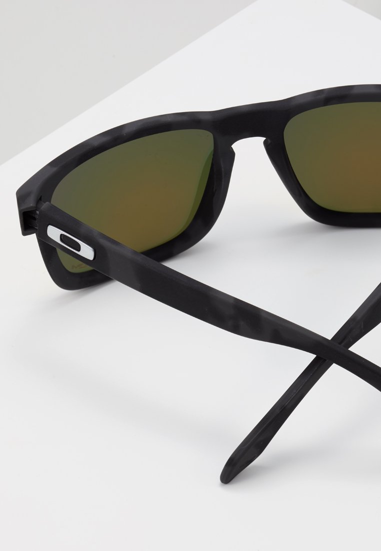 lunette holbrook oakley