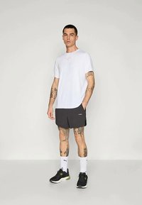 Puma HYROX THERMOADAPT - T-skjorte til trening - white