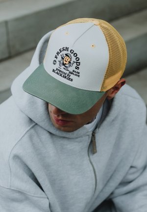 Blackskies 10TH ANNIVERSARY SNAPBACK - Cap - yellow