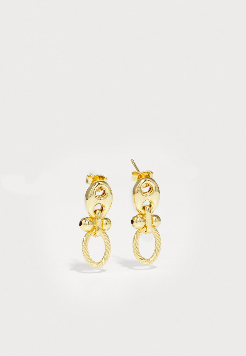 Cercei aurii cu forme ovale și circulare interconectate, având un detaliu texturat de sfoară și accente sferice netede.