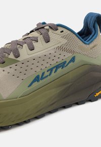 Altra OLYMPUS 6 - Chaussures de running - taupe