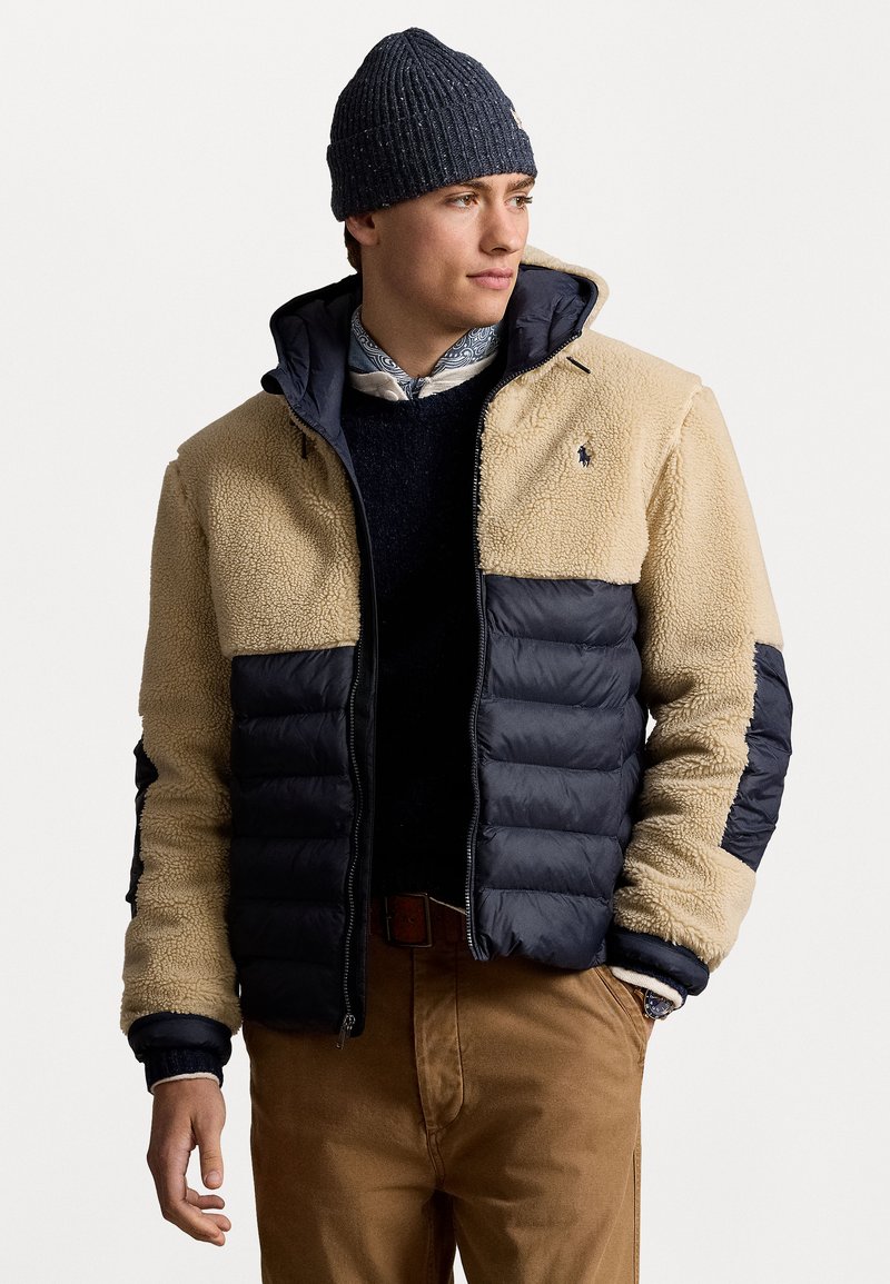 Polo Ralph Lauren THE COLDEN HYBRID JACKET - Overgangsjakke - collection navy / spring beige