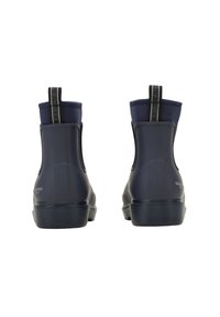 Stivali impermeabili alla caviglia di colore blu navy, con un esterno in gomma liscia, colletto in tessuto, linguetta posteriore e suola nera strutturata.