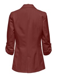 Veste cintrée pour femme de couleur rouille avec manches trois-quarts et poignets à boutons, vue de dos.