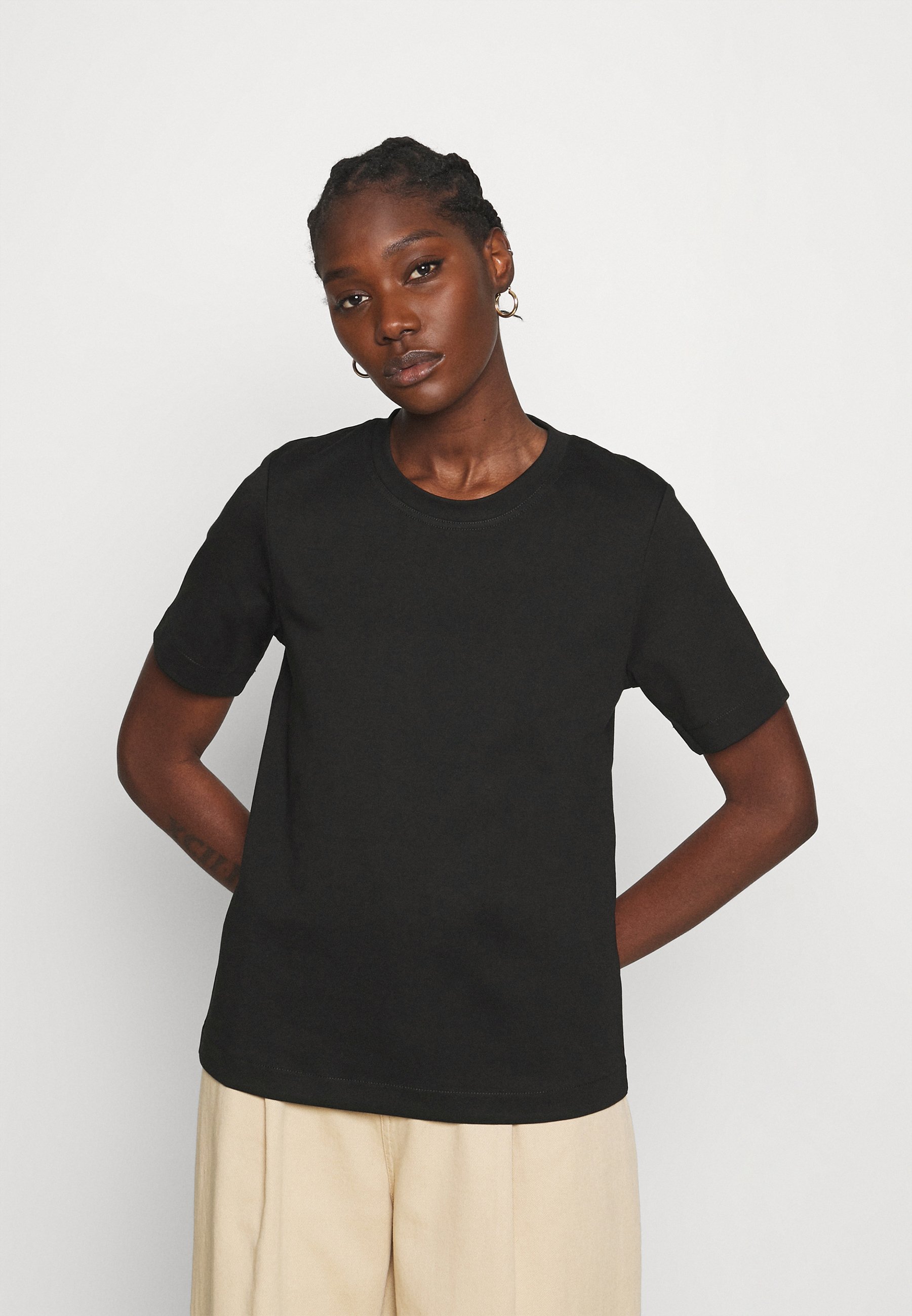 ARKET Basic T-shirt - black - Zalando.co.uk
