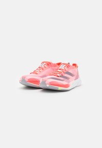 adidas Performance ADIZERO ADIOS 8 WOMEN - Scarpe da corsa su strada - pink spark/aurora metallic/solar red
