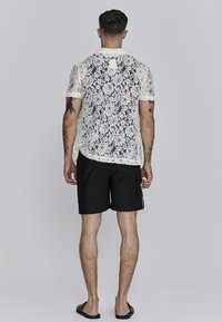 SIKSILK FLIGHT czarny