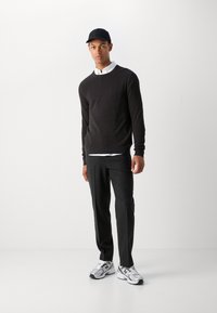 Lindbergh FORMAL PANT - Pantalones - black melange