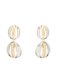 Srebrne i złote metalowe kolczyki z pustym, łzowatym kształtem, z elementami splatanymi ze sobą i wypolerowanym wykończeniem.