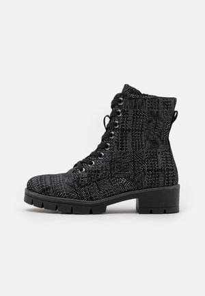 Enkellaarsjes met plateauzool - black