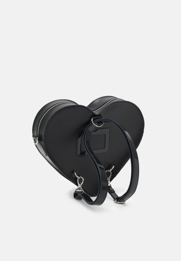 HEART BACKPACK - Rucksack3