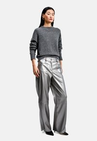 LOLA CASADEMUNT Svetr - grey