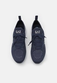 EA7 Emporio Armani CRUSHER DISTANCE UNISEX - Sneakers basse - dark blue