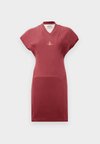 POURPOINT FOOTBALL DRESS - Hverdagskjole - brick