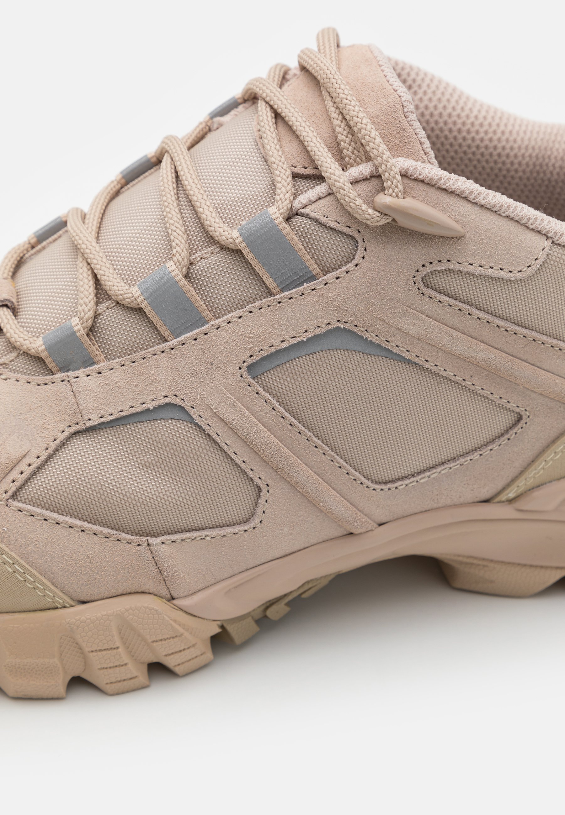 Oakley SIERRA TERRAIN - Trainers - humus/beige - Zalando