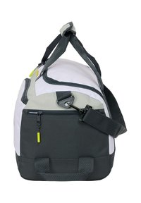 Sac de sport gris et blanc avec poche zippée noire, bandoulière noire réglable et deux poignées de transport.