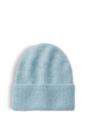 Bonnet en maille douce bleu clair avec revers plié, présenté à plat sur fond blanc.
