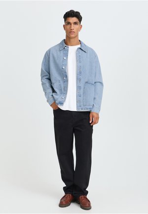 Solid, TRAVIS, jasnoniebieski denim