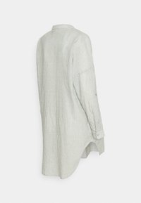 Vero Moda Maternity Blusa - green