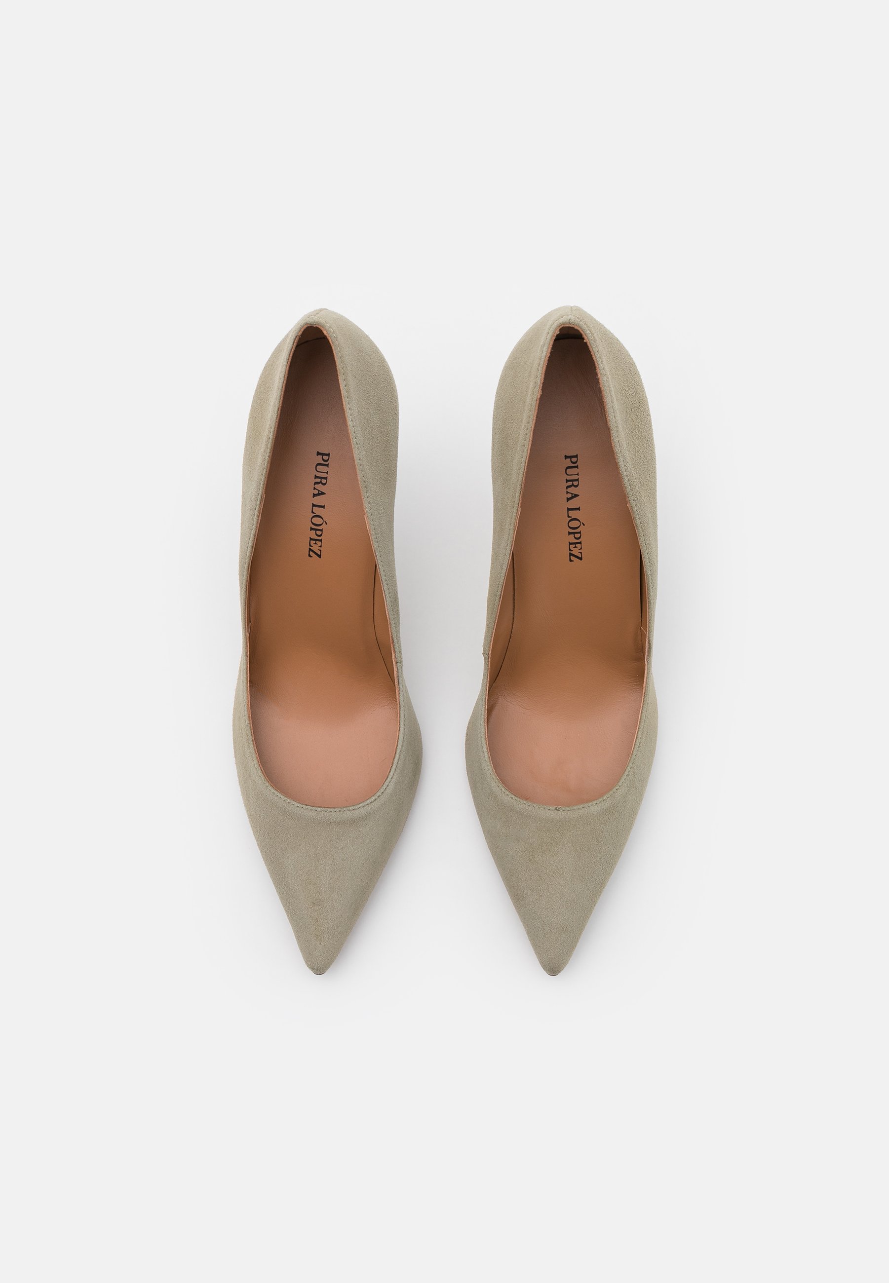 Bailarinas de Pura López, colección otoño/invierno 2011 - Galería en Bekia  Moda