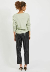VILA VIRIL V NECK - Stickad tröja - desert sage
