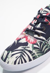 YOURTURN Sneakers - multi-coloured